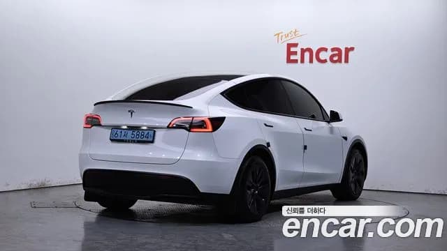 2021 Tesla Model Y Standard Range RWD Sold VIN 5YJYGDED111111111 – photo 32 2021 Tesla Model Y Standard Range RWD Sold VIN 5YJYGDED111111111 – photo 32