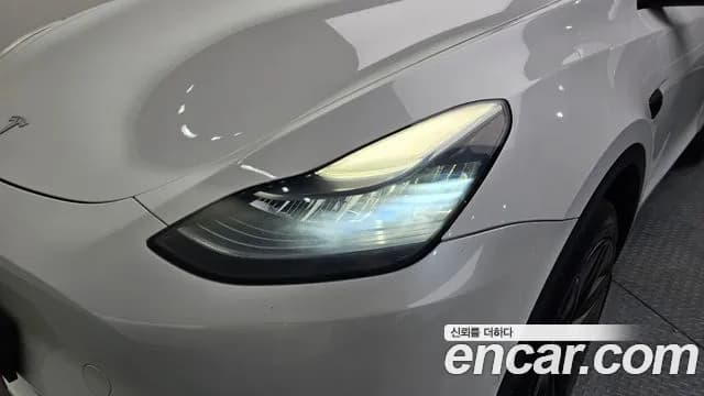 2021 Tesla Model Y Standard Range RWD Sold VIN 5YJYGDED111111111 – photo 59 2021 Tesla Model Y Standard Range RWD Sold VIN 5YJYGDED111111111 – photo 59