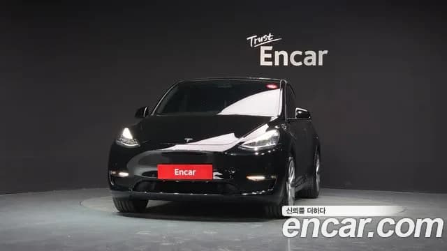 2021 Tesla Model Y Standard Range RWD Sold VIN 5YJYGDED111111111 – trunk area 2021 Tesla Model Y Standard Range RWD Sold VIN 5YJYGDED111111111 – trunk area