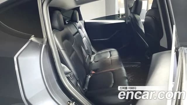 2021 Tesla Model Y Standard Range RWD Sold VIN 5YJYGDED6MF173949 – rear exterior 2021 Tesla Model Y Standard Range RWD Sold VIN 5YJYGDED6MF173949 – rear exterior