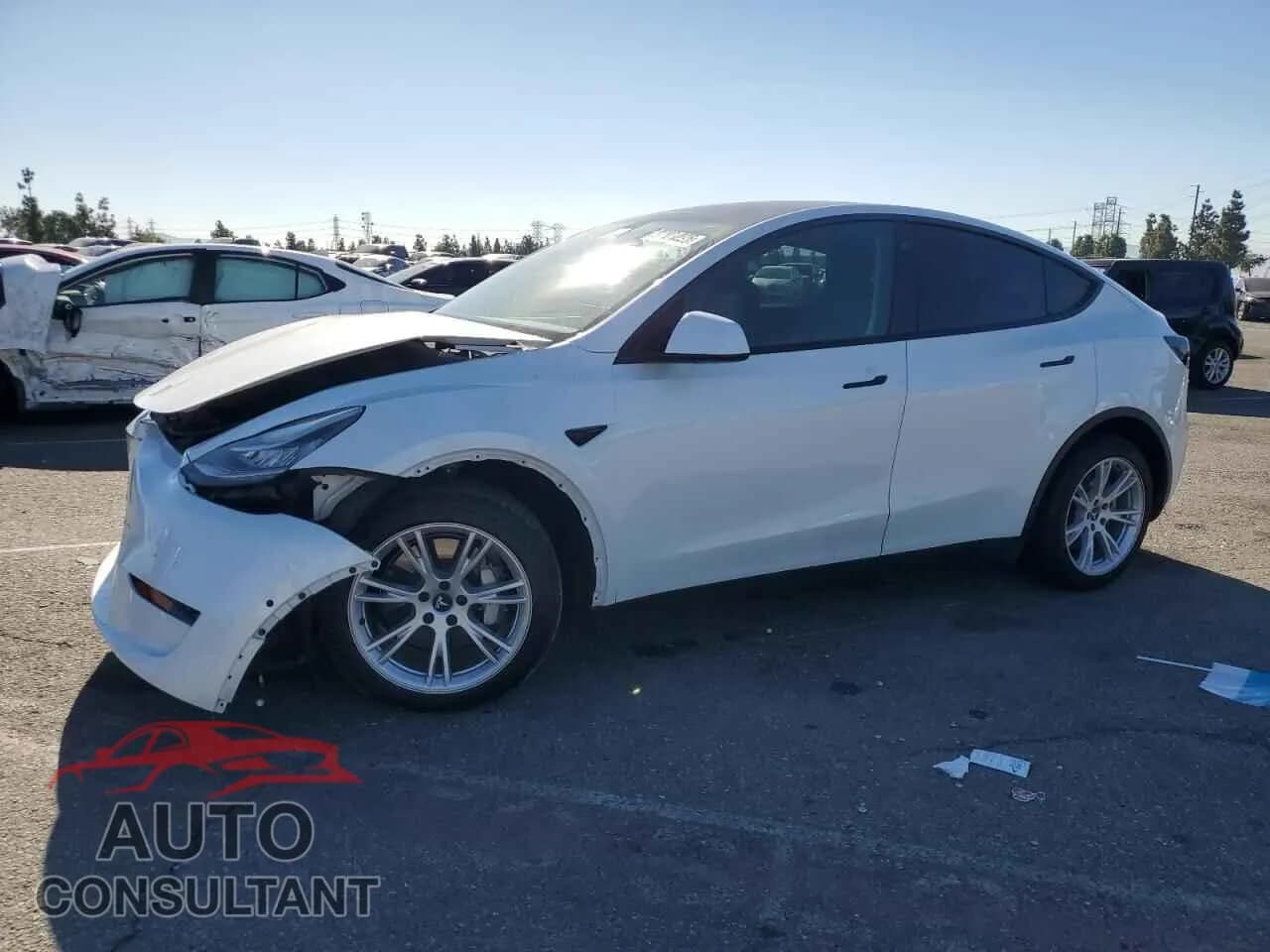2021 TESLA MODEL Y Damaged VIN 5YJYGDEE0MF303765 – front exterior 2021 TESLA MODEL Y Damaged VIN 5YJYGDEE0MF303765 – front exterior