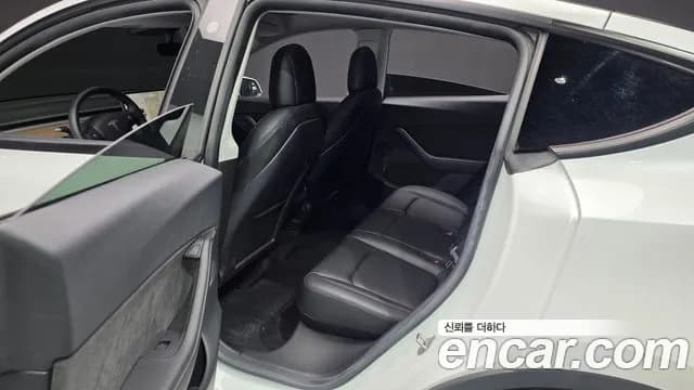 2021 Tesla Model Y Performance AWD Sold VIN 5YJYGDEF3MF285805 – interior seats 2021 Tesla Model Y Performance AWD Sold VIN 5YJYGDEF3MF285805 – interior seats
