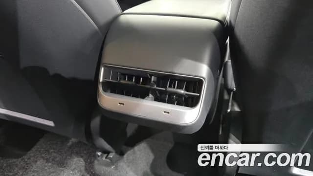 2021 Tesla Model Y Performance AWD Sold VIN 5YJYGDEF5MF182840 – interior seats 2021 Tesla Model Y Performance AWD Sold VIN 5YJYGDEF5MF182840 – interior seats