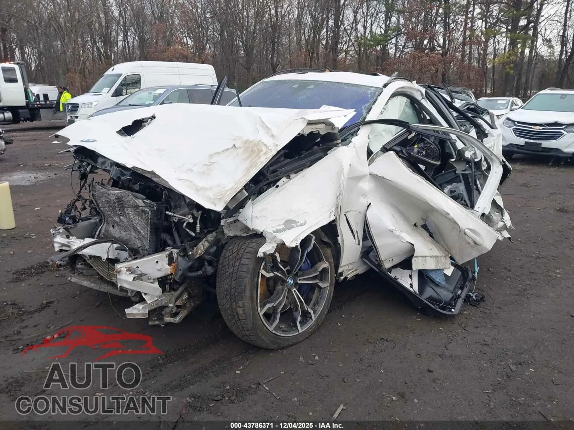 2020 BMW X3 M Damaged VIN 5YMTS0C07L9B00920 – engine bay 2020 BMW X3 M Damaged VIN 5YMTS0C07L9B00920 – engine bay