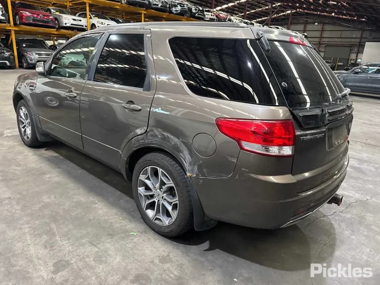 2013 Ford Territory Used VIN 6FPAAAJGATDU26985 – exterior detail 2013 Ford Territory Used VIN 6FPAAAJGATDU26985 – exterior detail