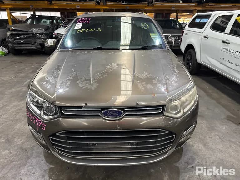 2013 Ford Territory Used VIN 6FPAAAJGATDU26985 – trunk area 2013 Ford Territory Used VIN 6FPAAAJGATDU26985 – trunk area