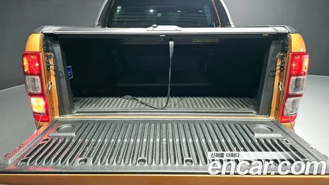 2022 Ford Ranger 3rd Gen 2.0 Sold VIN 6FPPXXMJ2NNS82294 – interior seats 2022 Ford Ranger 3rd Gen 2.0 Sold VIN 6FPPXXMJ2NNS82294 – interior seats