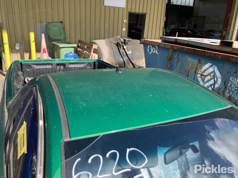 2010 Holden Ute Used VIN 6G1EK4EV6AL432499 – exterior detail 2010 Holden Ute Used VIN 6G1EK4EV6AL432499 – exterior detail