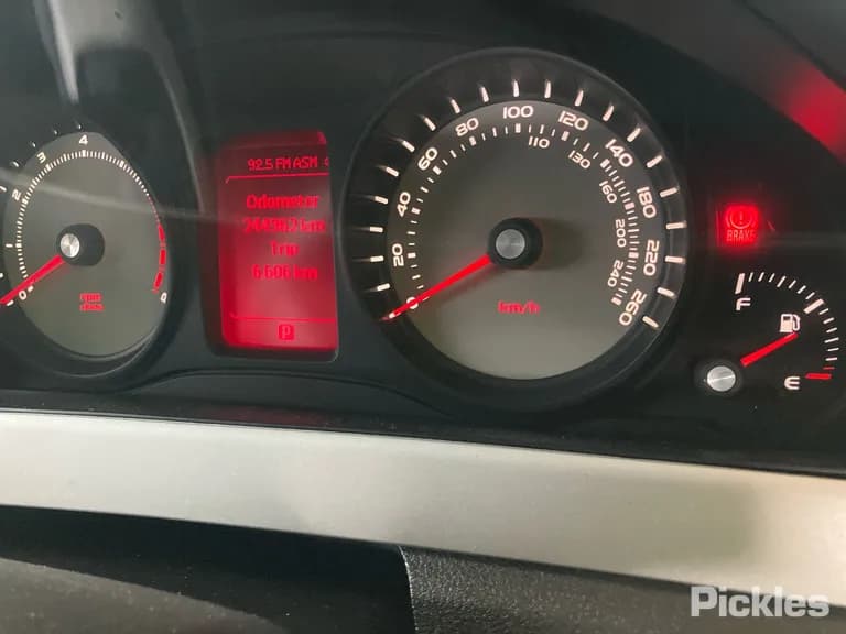 2009 Holden Commodore Used VIN 6G1EK85789L348723 – dashboard 2009 Holden Commodore Used VIN 6G1EK85789L348723 – dashboard
