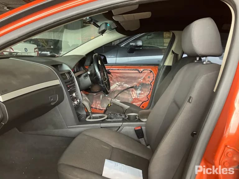 2009 Holden Commodore Used VIN 6G1EK85789L348723 – photo 12 2009 Holden Commodore Used VIN 6G1EK85789L348723 – photo 12