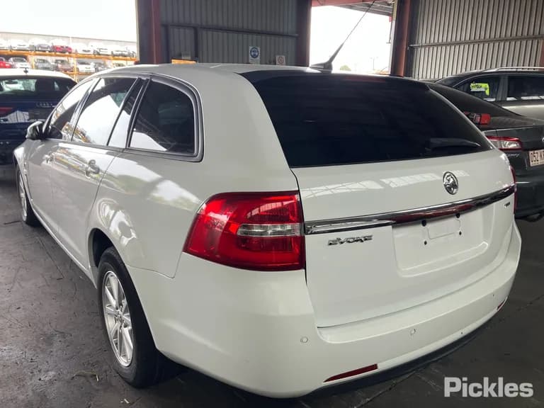 2017 Holden Commodore Used VIN 6G1FA8E58HL316438 – side profile 2017 Holden Commodore Used VIN 6G1FA8E58HL316438 – side profile