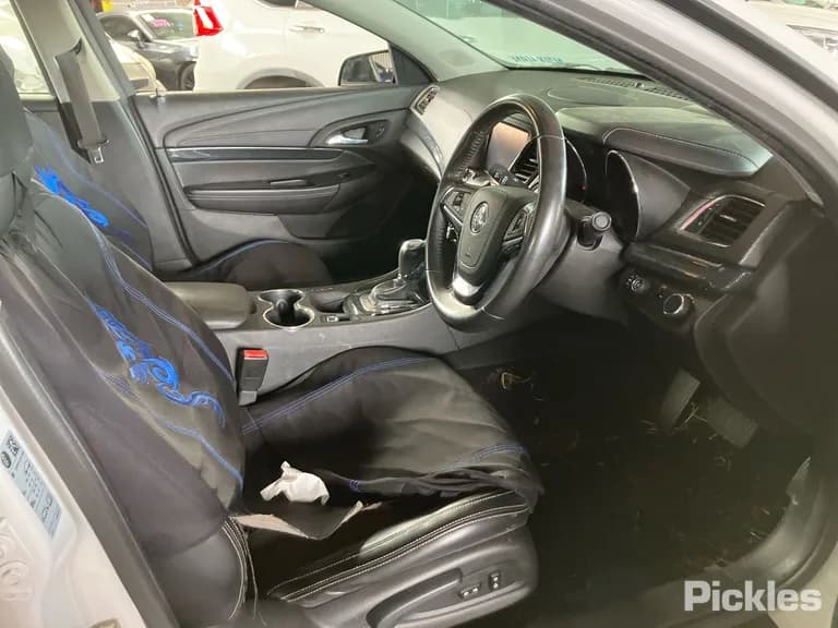 2017 Holden Commodore Used VIN 6G1FB5E37HL317428 – rear exterior 2017 Holden Commodore Used VIN 6G1FB5E37HL317428 – rear exterior