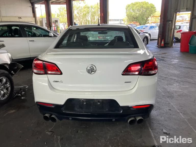 2017 Holden Commodore Used VIN 6G1FB5E37HL317428 – exterior detail 2017 Holden Commodore Used VIN 6G1FB5E37HL317428 – exterior detail