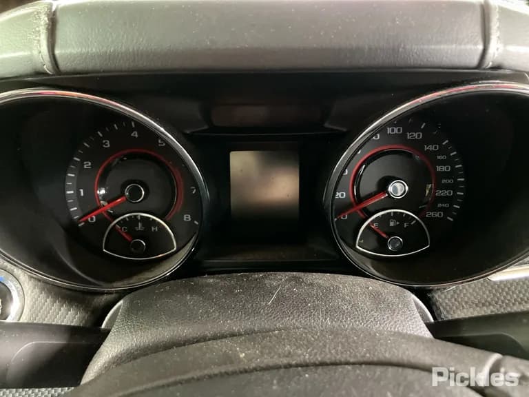 2017 Holden Commodore Used VIN 6G1FB5E37HL317428 – undercarriage 2017 Holden Commodore Used VIN 6G1FB5E37HL317428 – undercarriage