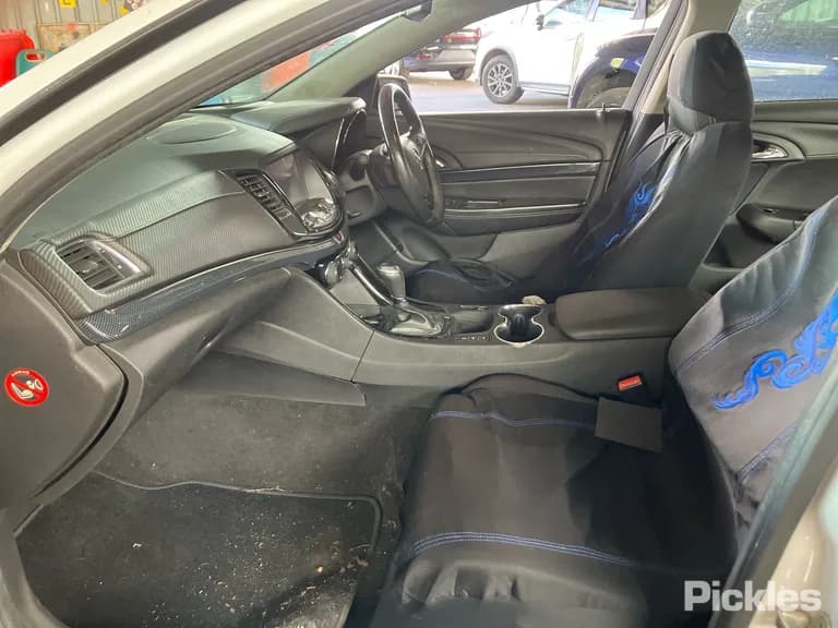 2017 Holden Commodore Used VIN 6G1FB5E37HL317428 – trunk area 2017 Holden Commodore Used VIN 6G1FB5E37HL317428 – trunk area