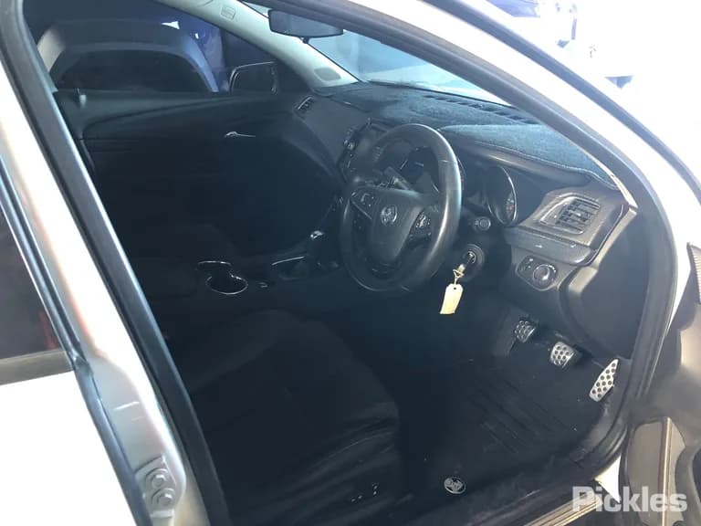 2013 Holden Commodore Used VIN 6G1FB5E3XEL908171 – photo 23 2013 Holden Commodore Used VIN 6G1FB5E3XEL908171 – photo 23