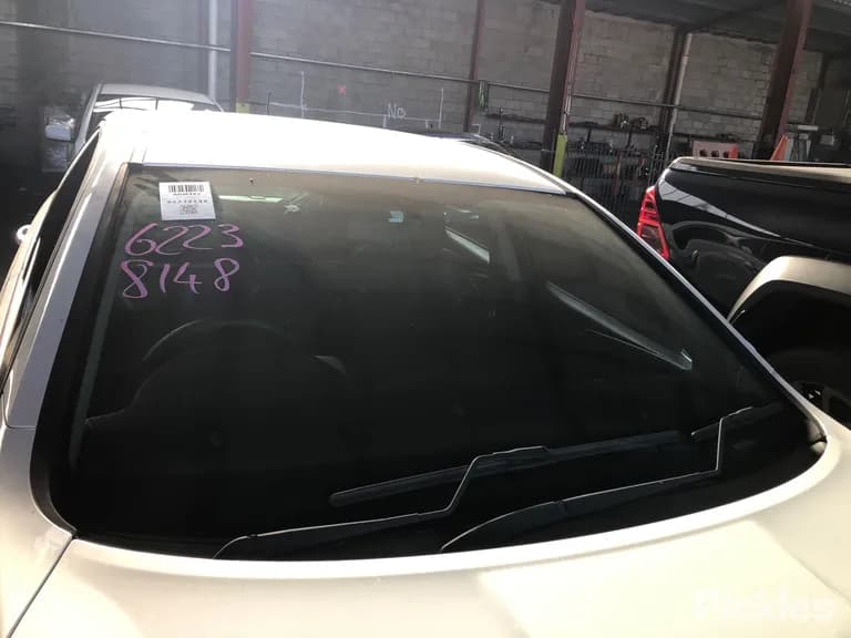 2013 Holden Commodore Used VIN 6G1FB5E3XEL908171 – photo 24 2013 Holden Commodore Used VIN 6G1FB5E3XEL908171 – photo 24