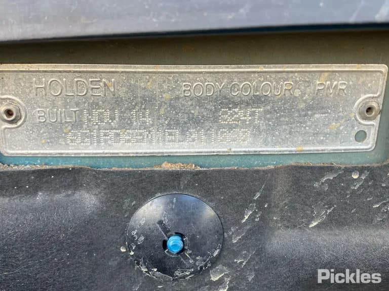 2014 Holden Cruze Used VIN 6G1PD6EM1EL011060 – rear exterior 2014 Holden Cruze Used VIN 6G1PD6EM1EL011060 – rear exterior