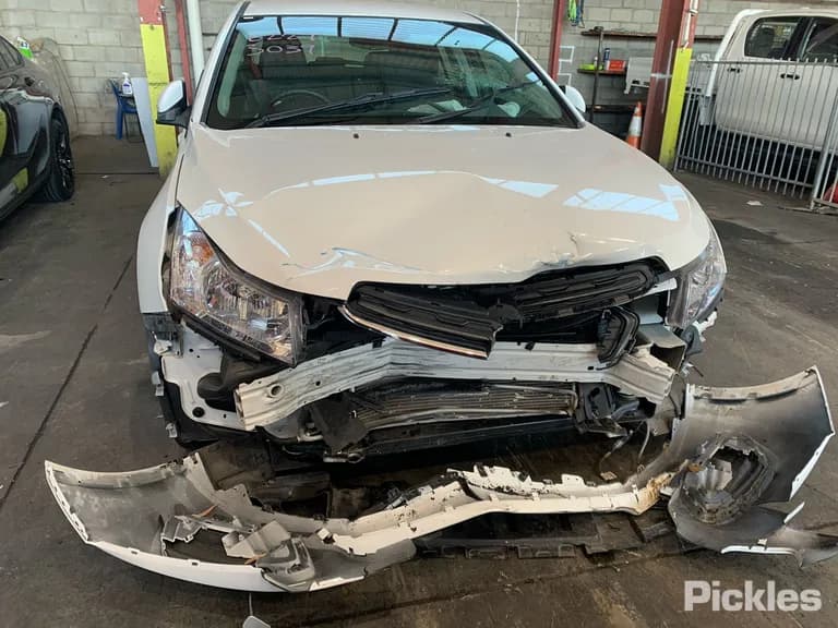 2015 Holden Cruze Used VIN 6G1PD6EM1FL111564 – photo 12 2015 Holden Cruze Used VIN 6G1PD6EM1FL111564 – photo 12