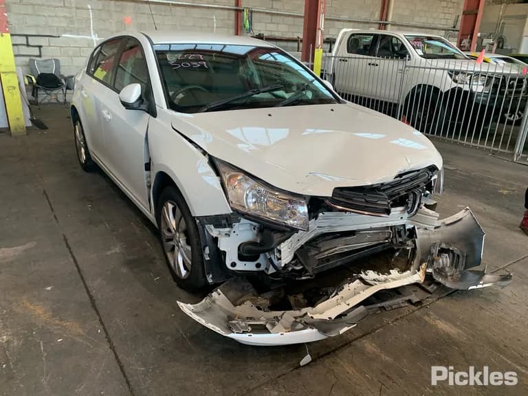 2015 Holden Cruze Used VIN 6G1PD6EM1FL111564 – photo 22 2015 Holden Cruze Used VIN 6G1PD6EM1FL111564 – photo 22
