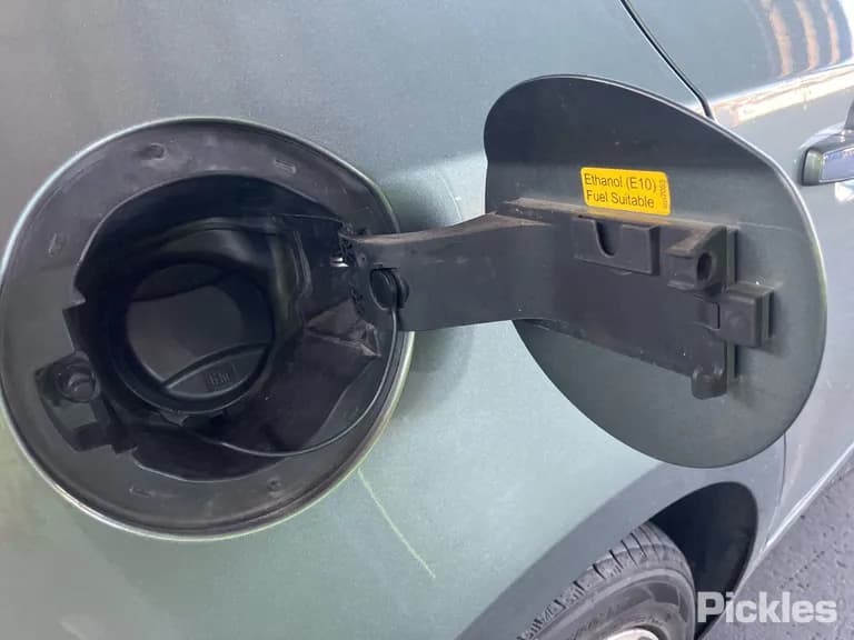 2016 Holden Cruze Used VIN 6G1PE6EM1GL219648 – side profile 2016 Holden Cruze Used VIN 6G1PE6EM1GL219648 – side profile