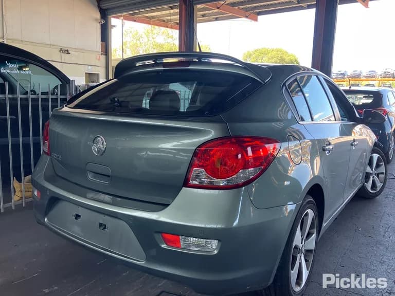 2016 Holden Cruze Used VIN 6G1PE6EM1GL219648 – photo 22 2016 Holden Cruze Used VIN 6G1PE6EM1GL219648 – photo 22