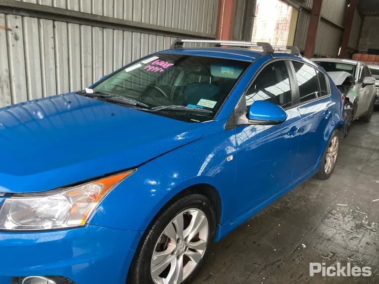 2014 Holden Cruze Used VIN 6G1PE6EN6EL962389 – side profile 2014 Holden Cruze Used VIN 6G1PE6EN6EL962389 – side profile