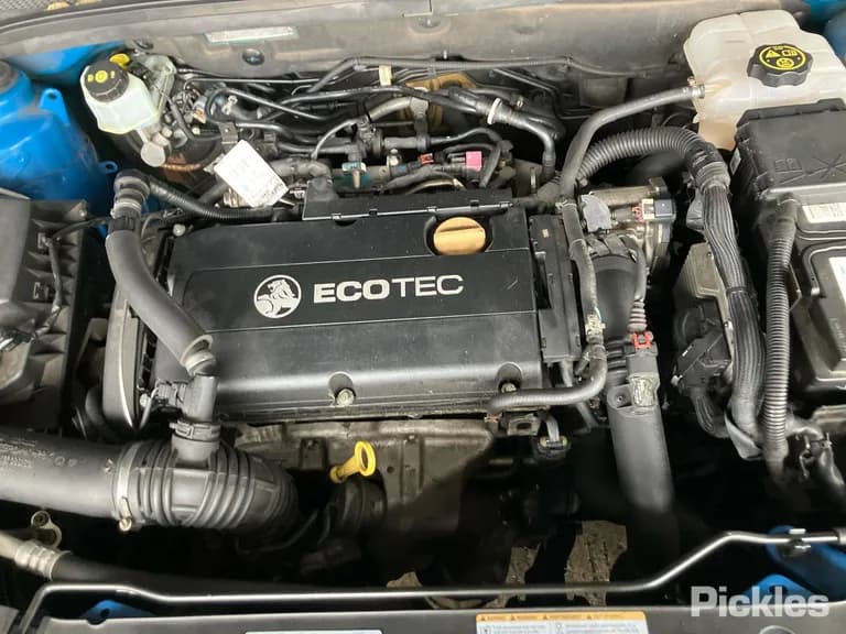 2014 Holden Cruze Used VIN 6G1PE6EN6EL962389 – engine bay 2014 Holden Cruze Used VIN 6G1PE6EN6EL962389 – engine bay