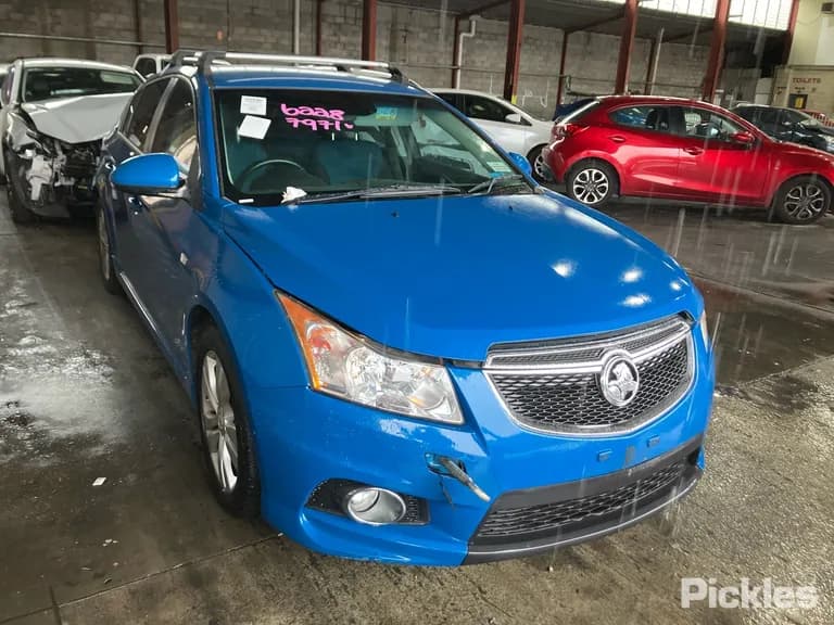2014 Holden Cruze Used VIN 6G1PE6EN6EL962389 – photo 13 2014 Holden Cruze Used VIN 6G1PE6EN6EL962389 – photo 13