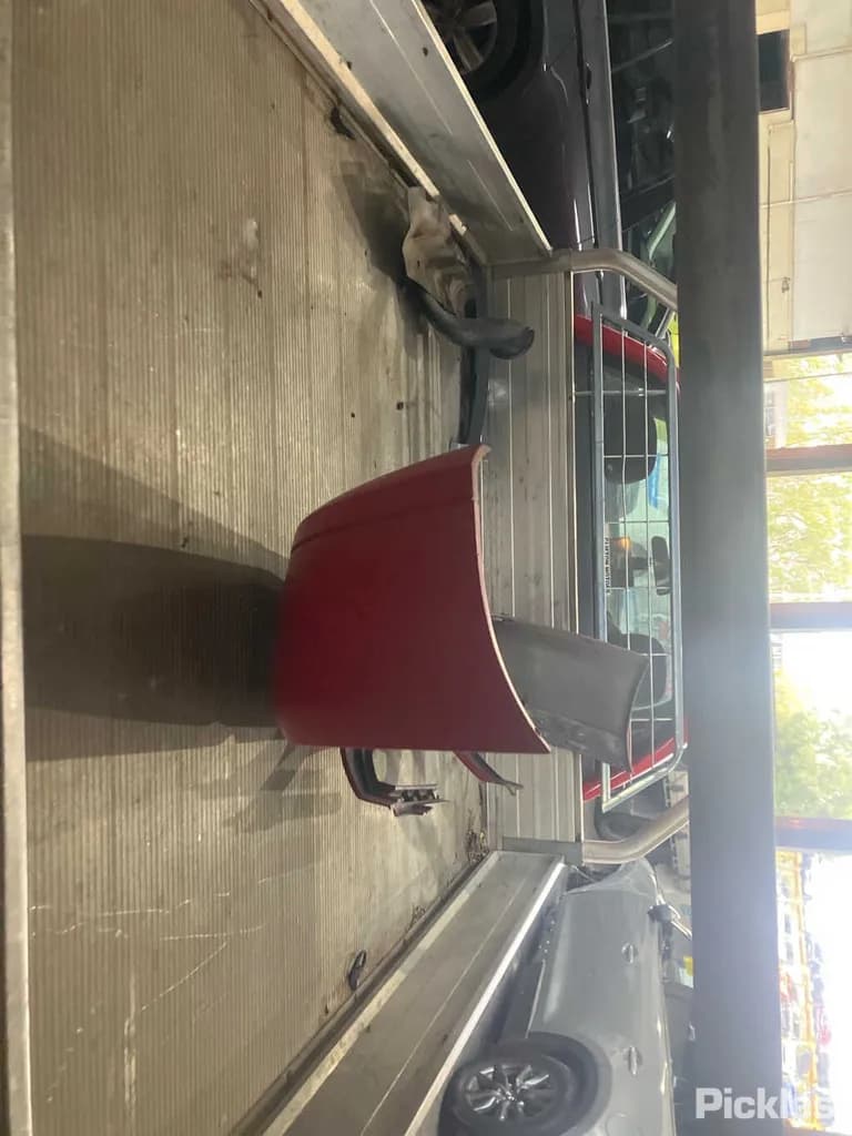 2003 Holden One tonner Used VIN 6G1YK03A83L144766 – engine bay 2003 Holden One tonner Used VIN 6G1YK03A83L144766 – engine bay