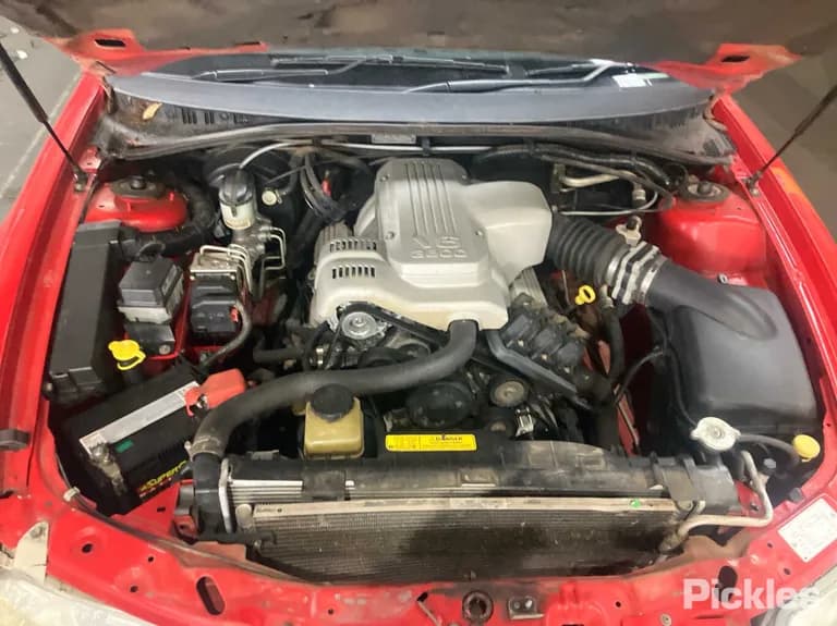 2003 Holden One tonner Used VIN 6G1YK03A83L144766 – trunk area 2003 Holden One tonner Used VIN 6G1YK03A83L144766 – trunk area