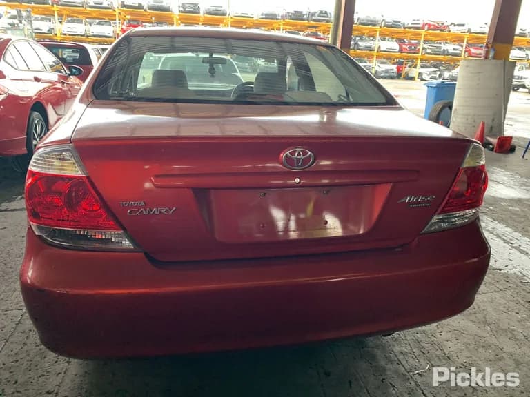 2005 Toyota Camry Used VIN 6T153BK360X094028 – exterior detail 2005 Toyota Camry Used VIN 6T153BK360X094028 – exterior detail