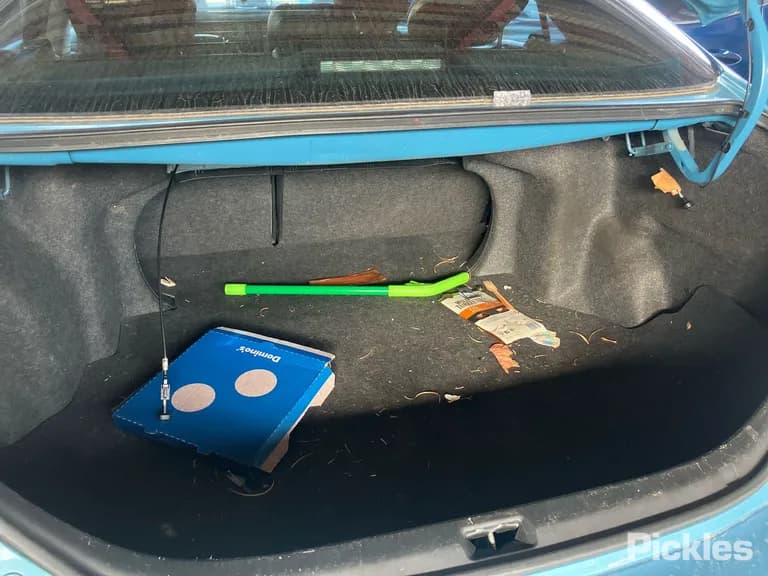 2006 Toyota Camry Used VIN 6T153BK400X006567 – engine bay 2006 Toyota Camry Used VIN 6T153BK400X006567 – engine bay