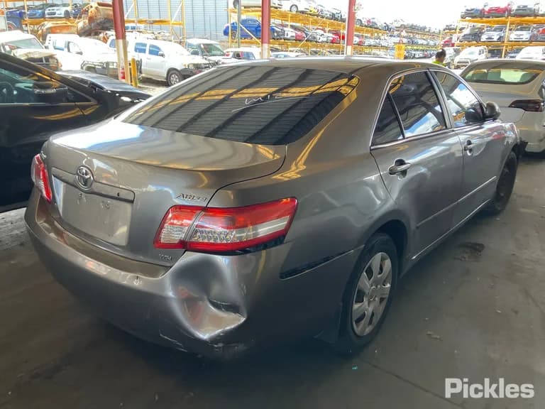 2009 Toyota Camry Used VIN 6T153BK400X082858 – rear exterior 2009 Toyota Camry Used VIN 6T153BK400X082858 – rear exterior