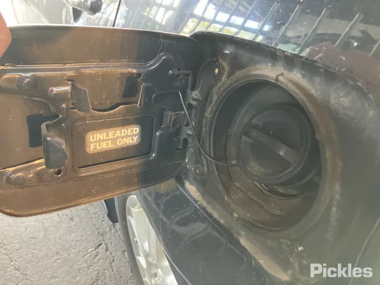 2004 Toyota Camry Used VIN 6T153XK360X303112 – dashboard 2004 Toyota Camry Used VIN 6T153XK360X303112 – dashboard