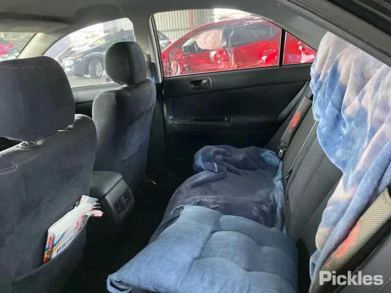 2004 Toyota Camry Used VIN 6T153XK360X303112 – odometer reading 2004 Toyota Camry Used VIN 6T153XK360X303112 – odometer reading