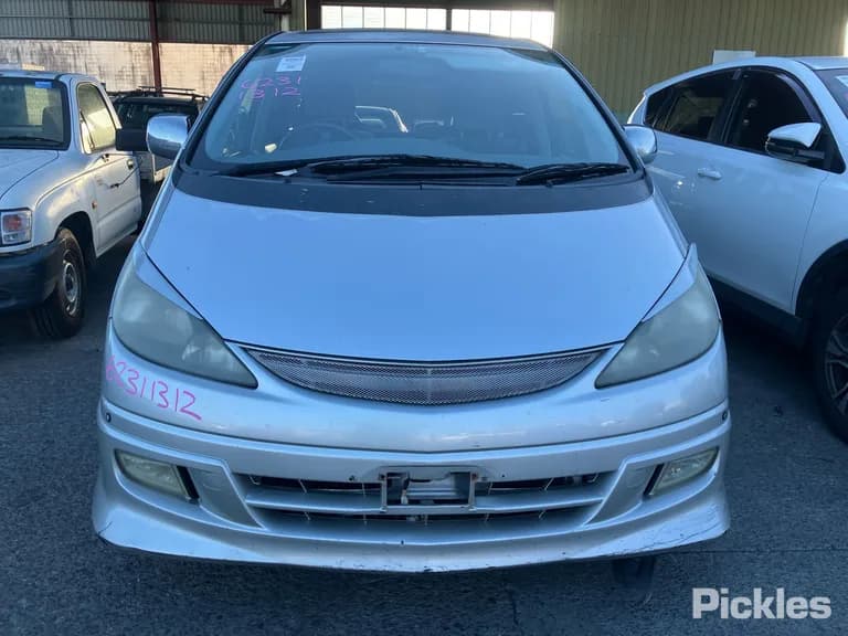 2001 Toyota Estima - VIN 6U900ACR300118759 2001 Toyota Estima VIN 6U900ACR300118759