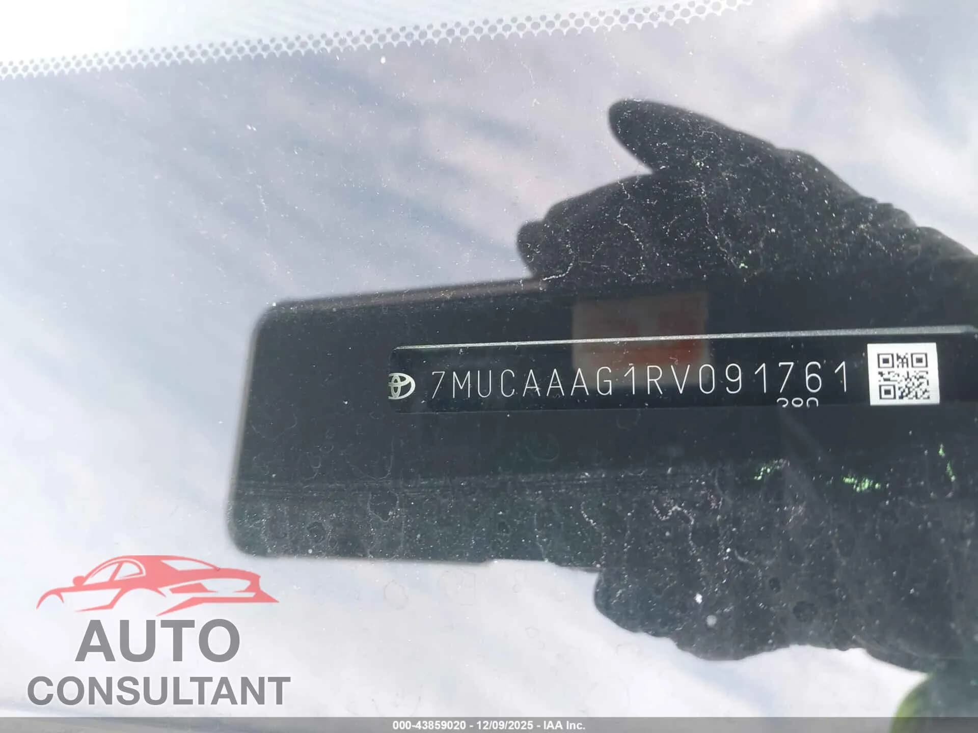 2024 TOYOTA COROLLA CROSS Damaged VIN 7MUCAAAG1RV091761 – trunk area 2024 TOYOTA COROLLA CROSS Damaged VIN 7MUCAAAG1RV091761 – trunk area