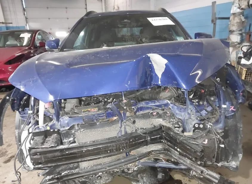 2024 TOYOTA Corolla Cross Used VIN 7MUFBABG5RV018241 – rear exterior 2024 TOYOTA Corolla Cross Used VIN 7MUFBABG5RV018241 – rear exterior