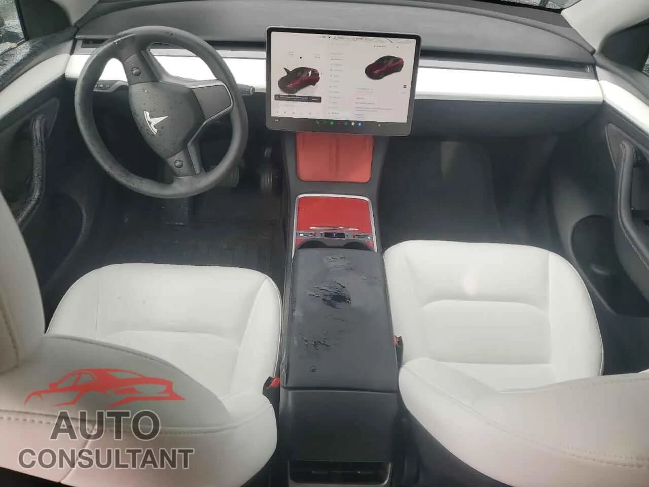 2025 TESLA MODEL Y Damaged VIN 7SAYGAEE1SF232171 – undercarriage 2025 TESLA MODEL Y Damaged VIN 7SAYGAEE1SF232171 – undercarriage