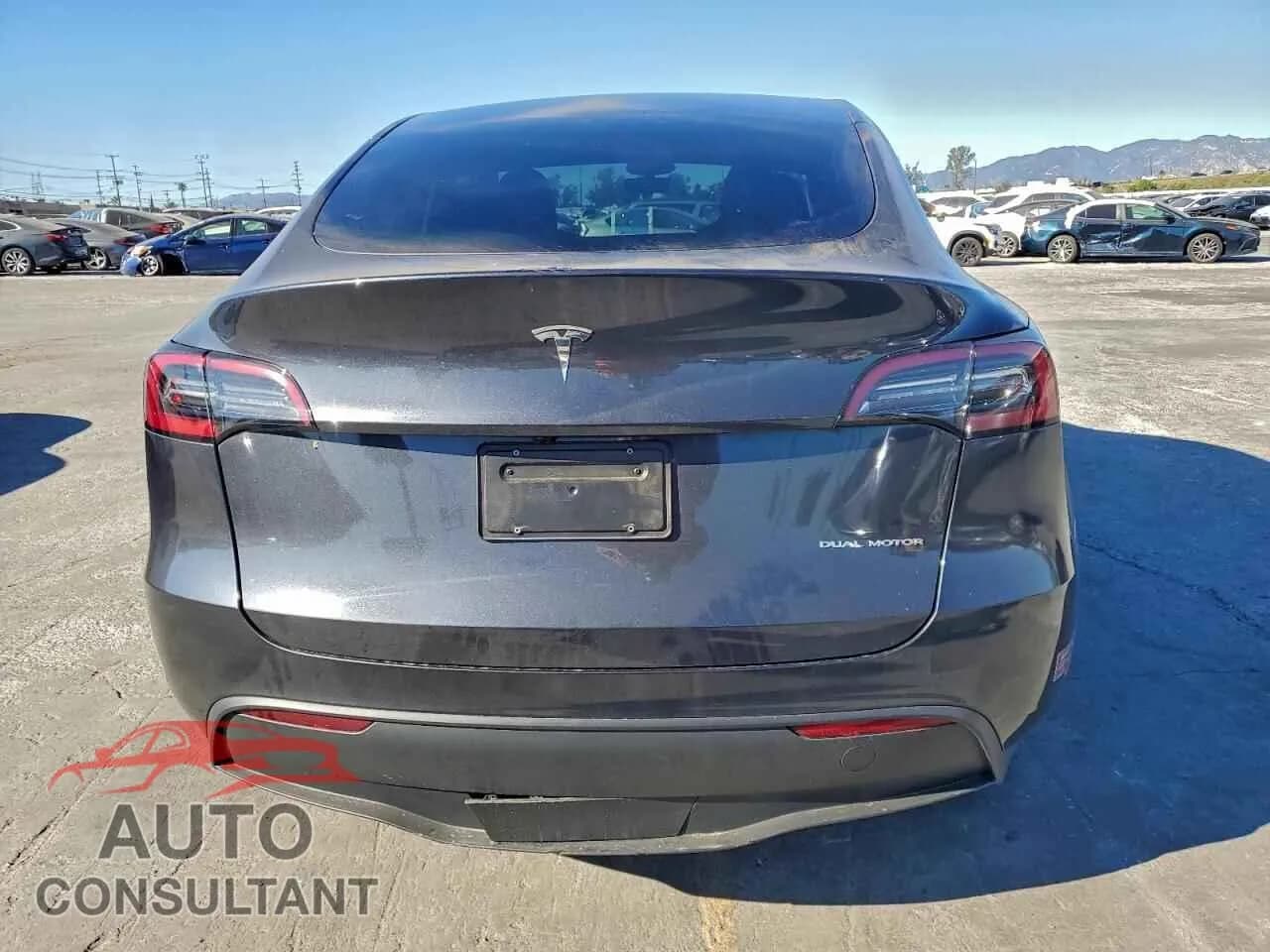 2024 TESLA MODEL Y Damaged VIN 7SAYGDED9RF123346 – engine bay 2024 TESLA MODEL Y Damaged VIN 7SAYGDED9RF123346 – engine bay