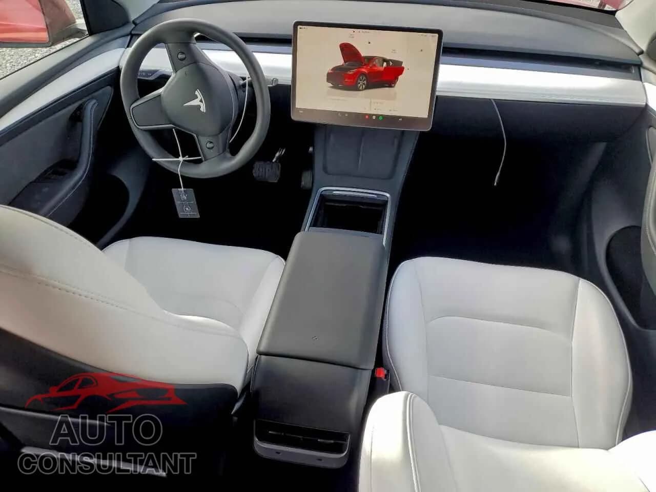 2024 TESLA MODEL Y Damaged VIN 7SAYGDEE1RF063426 – undercarriage 2024 TESLA MODEL Y Damaged VIN 7SAYGDEE1RF063426 – undercarriage