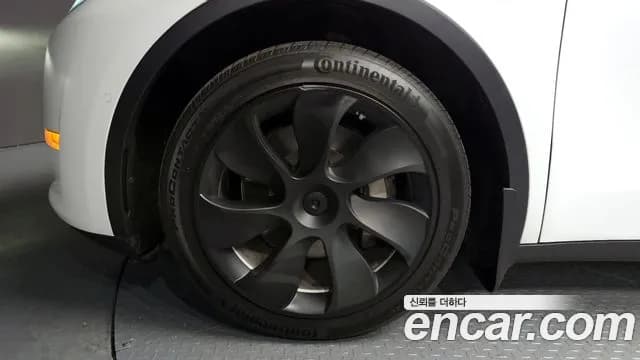 2022 Tesla Model Y Long Range AWD Sold VIN 7SAYGDEE3NF500174 – front exterior 2022 Tesla Model Y Long Range AWD Sold VIN 7SAYGDEE3NF500174 – front exterior