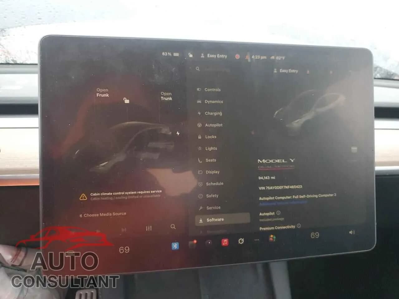 2022 TESLA MODEL Y Damaged VIN 7SAYGDEF7NF465423 – trunk area 2022 TESLA MODEL Y Damaged VIN 7SAYGDEF7NF465423 – trunk area