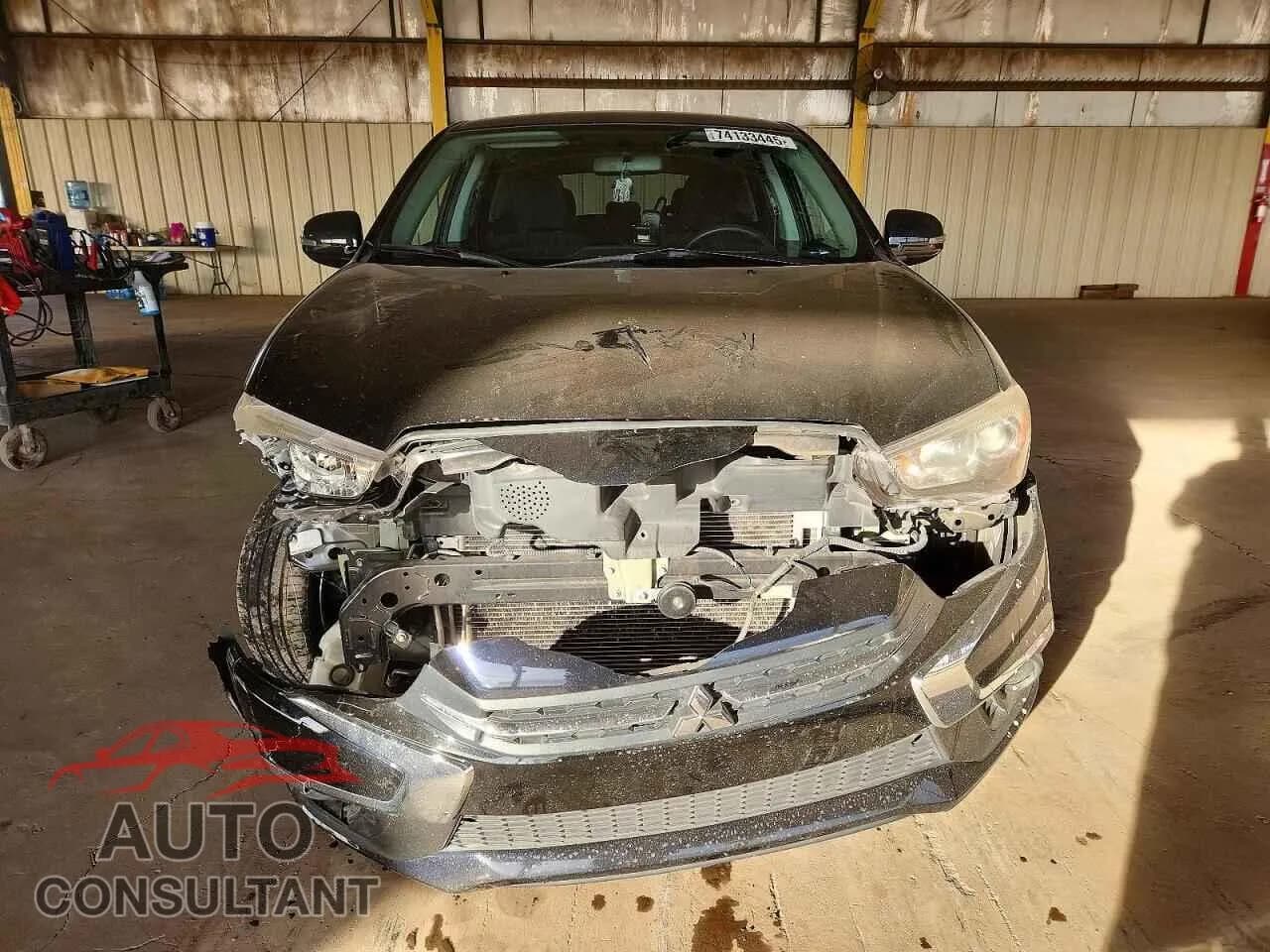 2018 MITSUBISHI OUTLANDER Damaged VIN JA4AP3AU6JZ018786 – interior seats 2018 MITSUBISHI OUTLANDER Damaged VIN JA4AP3AU6JZ018786 – interior seats