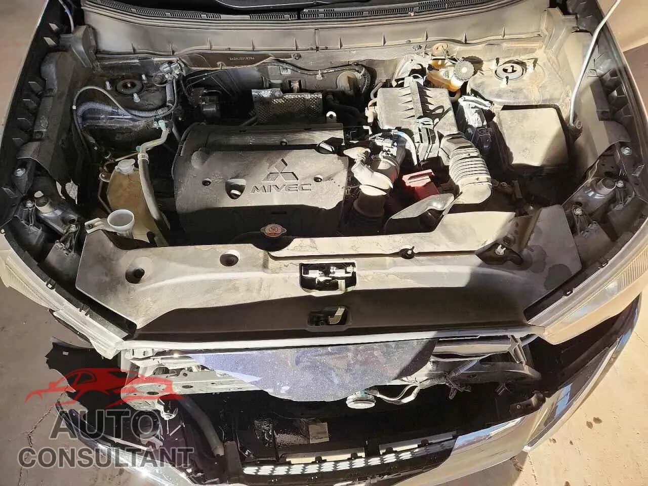 2018 MITSUBISHI OUTLANDER Damaged VIN JA4AP3AU6JZ018786 – photo 12 2018 MITSUBISHI OUTLANDER Damaged VIN JA4AP3AU6JZ018786 – photo 12