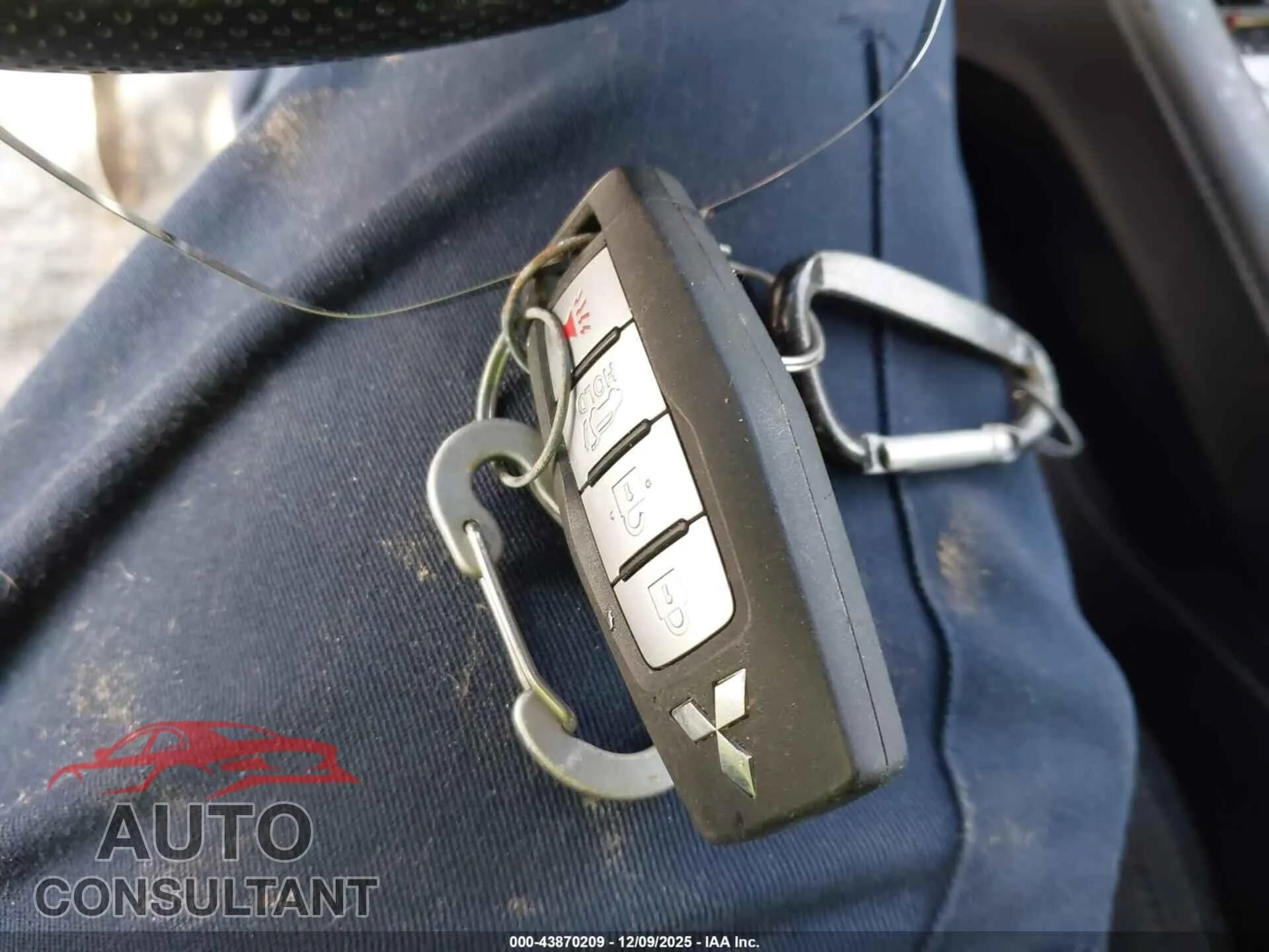 2023 MITSUBISHI OUTLANDER Damaged VIN JA4J4UA82PZ026670 – photo 11 2023 MITSUBISHI OUTLANDER Damaged VIN JA4J4UA82PZ026670 – photo 11