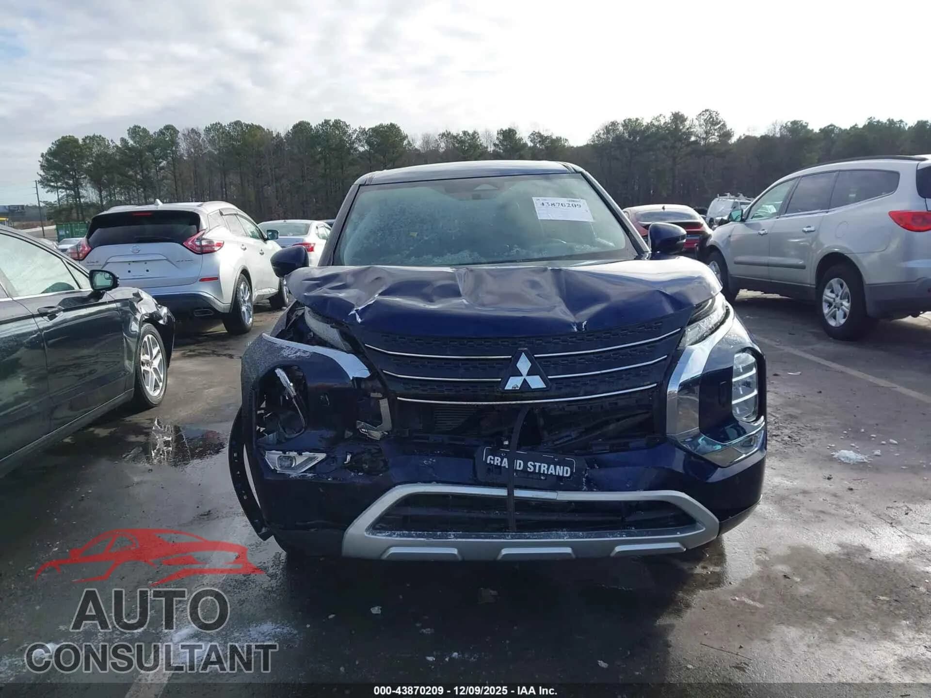 2023 MITSUBISHI OUTLANDER Damaged VIN JA4J4UA82PZ026670 – photo 12 2023 MITSUBISHI OUTLANDER Damaged VIN JA4J4UA82PZ026670 – photo 12