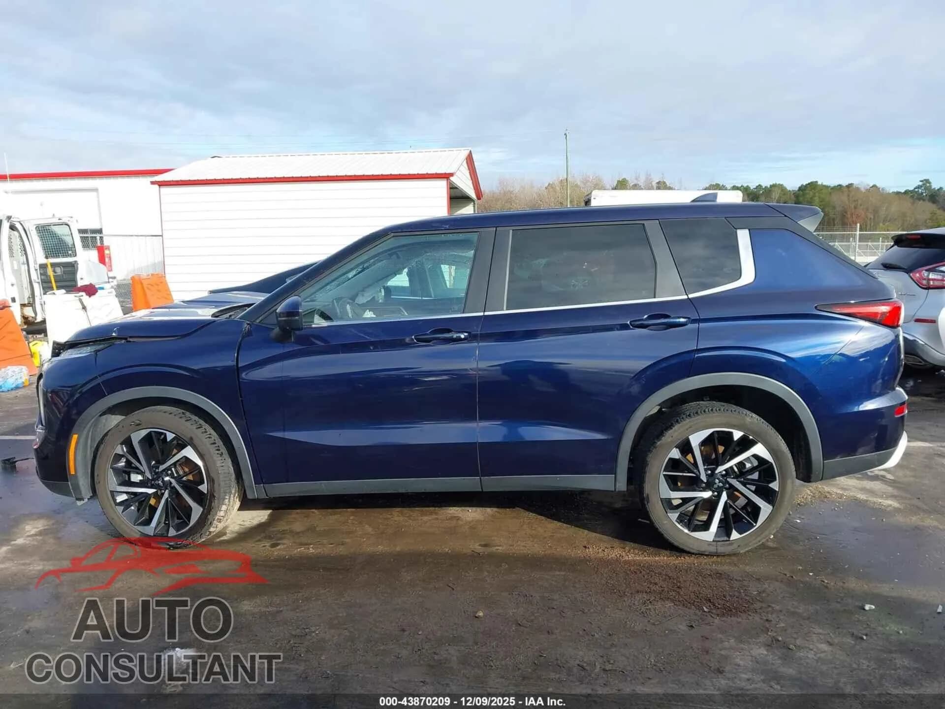 2023 MITSUBISHI OUTLANDER Damaged VIN JA4J4UA82PZ026670 – photo 14 2023 MITSUBISHI OUTLANDER Damaged VIN JA4J4UA82PZ026670 – photo 14