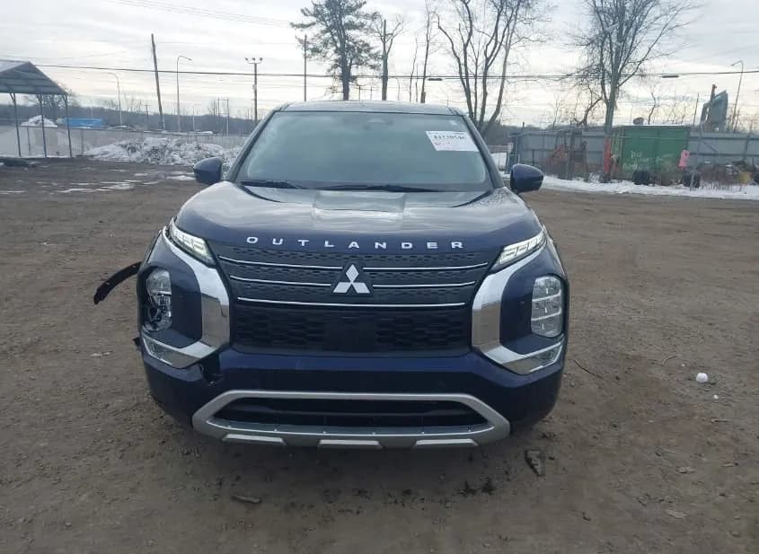 2024 MITSUBISHI Outlander Used VIN JA4J4VA80RZ059000 – undercarriage 2024 MITSUBISHI Outlander Used VIN JA4J4VA80RZ059000 – undercarriage